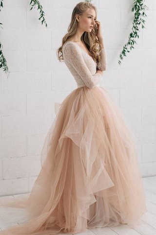 Robe de mariée romantique discrete de col en v en tulle avec gradins - Photo 2