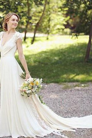 Robe de mariée elégant plissé avec fleurs avec manche courte de col en v - Photo 2