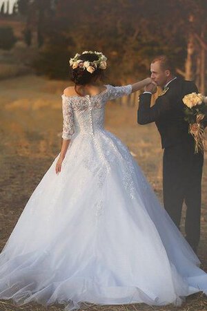 Abito da Sposa con Applique Fuori dalla spalla con Bottone A-Line Naturale in Pizzo - Foto 5