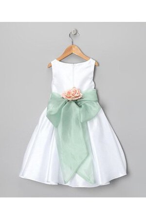 A linie Ärmelloses Satin bodenlanges Blumenmädchenkleid mit Schleife mit Rüschen - Bild 2