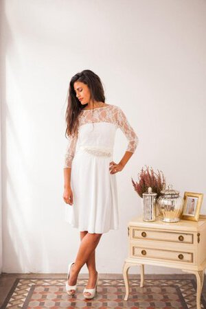 Robe de mariée simple vintage de col bateau avec perle avec ruban - Photo 1