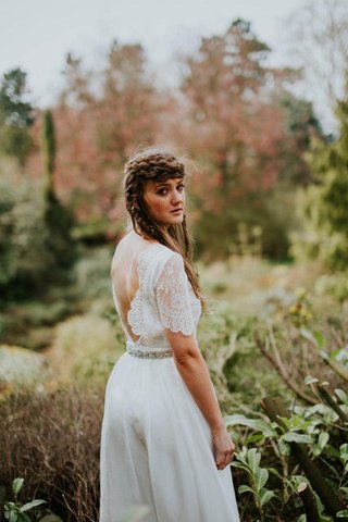 Abito da Sposa Semplice in Pizzo Vintage con Manica Corte Coda A Strascico Cappella Barchetta - Foto 2