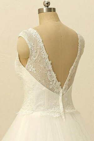 Robe de mariée naturel en tulle a-ligne de col en v dos nu - Photo 3