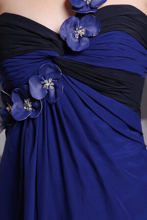 Ein Schulter gerüschtes Chiffon langes Abendkleid mit Blume - Bild 6