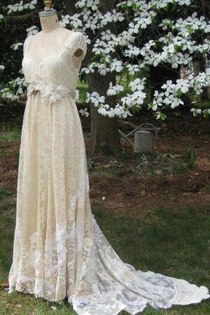 Abito da Sposa alta vita in Pizzo Cappellino Spazzola Treno medievale Cerniera - Foto 1