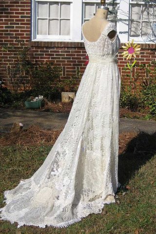 Robe de mariée distinguee a-ligne de traîne courte en plein air avec manche courte - Photo 2