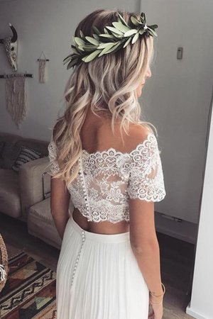 Robe de mariée avec manche courte avec zip a-ligne avant-gardiste de traîne courte - Photo 2