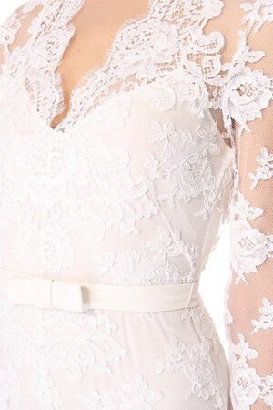 Robe de mariée simple sage avec nœud a plage de col en v - Photo 4