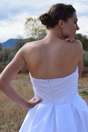 Robe de mariée naturel plissé longueur au ras du sol en taffetas a-ligne - Photo 5