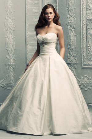 Robe de mariée vintage grandiose décolleté dans le dos de col en cœur de traîne courte - Photo 1