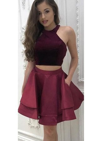 A Linie Schlussverkauf Normale Taille Cocktailkleid aus Satin mit Rüschen - Bild 1