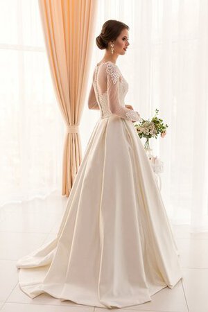 Ewiges Satin romantisches langes Brautkleid mit Knöpfen mit Applike - Bild 3