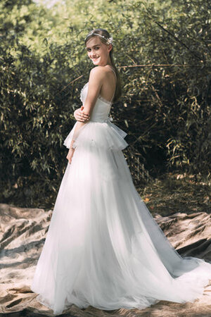 Robe de mariée longueur au ras du sol au jardin voyant de princesse derniere tendance - Photo 6