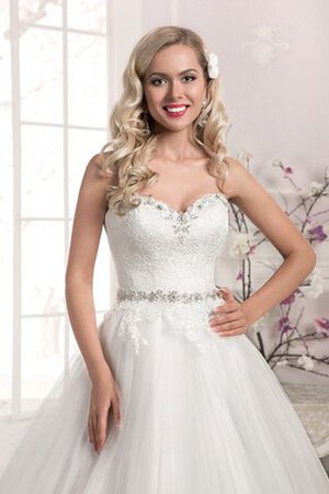 Abito da Sposa con Manica Corte in Tulle con Applique in Pizzo con Cristino Bordo Ondulato - Foto 3