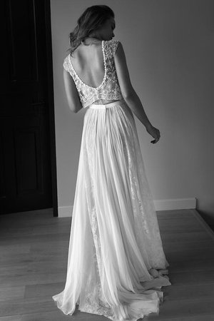 Robe de mariée de col bateau fourreau avec bijoux bucolique splendide manche nulle - Photo 2