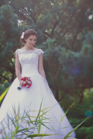 Robe de mariée modeste naturel avec manche courte cordon avec décoration dentelle - Photo 4