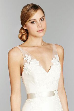 Robe de mariée de traîne courte appliques ceinture a-ligne avec ruban - Photo 3