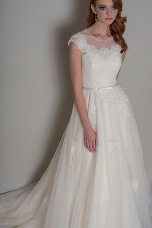 Robe de mariée derniere tendance classique romantique encolure ronde avec manche courte - Photo 4