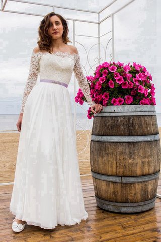 Robe de mariée boutonné a plage avec nœud à boucles ceinture en étoffe avec manche longue - Photo 2