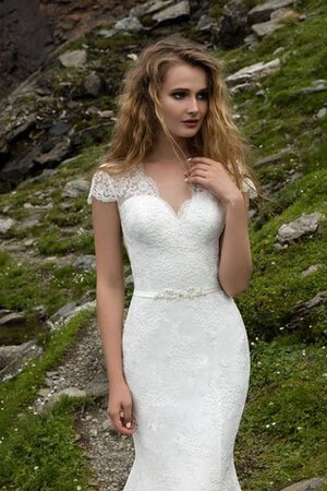 Robe de mariée simple avec perle avec manche courte v encolure jusqu'au sol - Photo 3