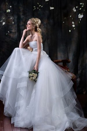 Abito da Sposa con Seghettato in Tulle senza spalline Allacciato Ball Gown Naturale - Foto 3