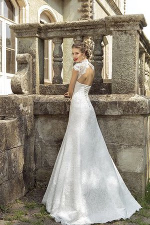 Robe de mariée vintage avec manche courte avec cristal de traîne moyenne elevé - Photo 3