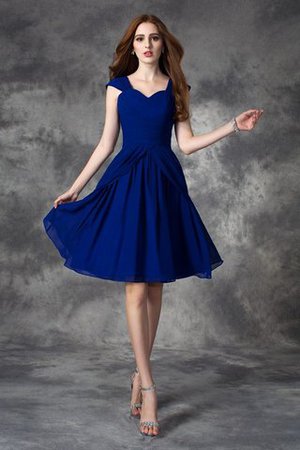 Normale Taille Formelles Mini Cocktailkleid mit breiter Träger mit Rüschen - Bild 1