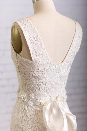 Robe de mariée à la mode manche nulle v encolure avec nœud à boucles sans dos - Photo 4