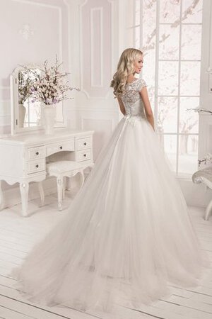 Abito da Sposa con Manica Corte in Tulle con Applique in Pizzo con Cristino Bordo Ondulato - Foto 4