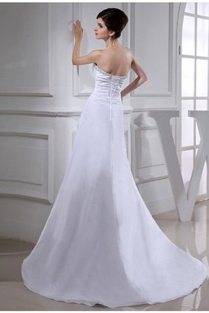 Robe de mariée simple de traîne moyenne avec perle avec lacets avec sans manches - Photo 2