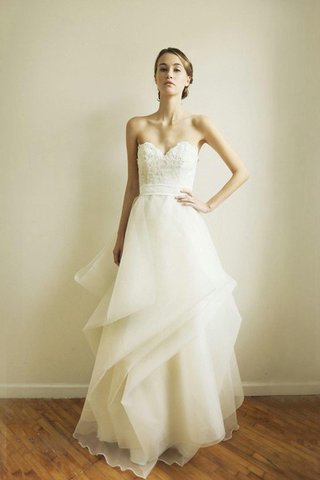 Abito da Sposa Senza Maniche in pizzo Cuore con Increspature in Organza A Terra - Foto 2