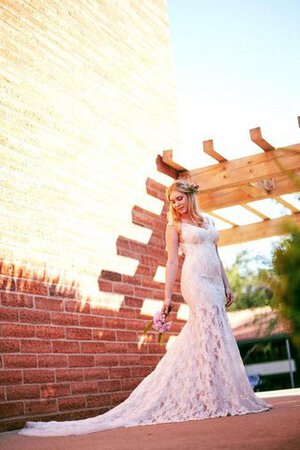 Robe de mariée vintage de sirène avec sans manches a plage de traîne moyenne - Photo 2