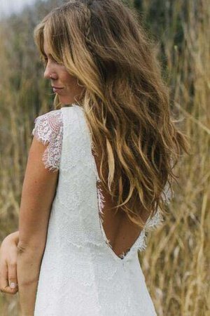 Abito da Sposa Sirena Cappellino in Pizzo favola con Manica Corte con Piega - Foto 3