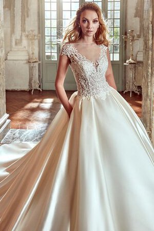 Robe de mariée naturel vintage en arc-en-ciel avec manche courte avec décoration dentelle - Photo 3