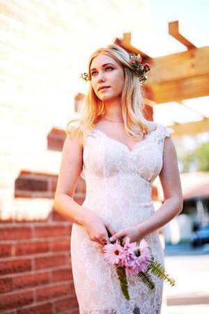 Elegante Vestido de Novia de Baja escote en V de Playa de Cola Corte - Foto 3