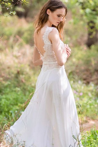 Robe de mariée a plage longueur au ras du sol en chiffon avec perle - Photo 2