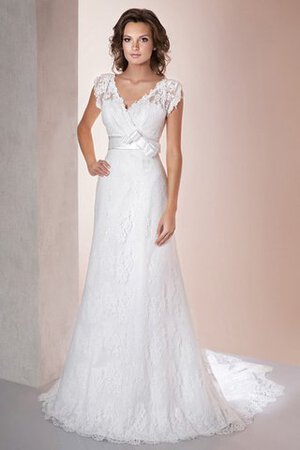 Robe de mariée attirent longue informel avec manche épeules enveloppants decoration en fleur - Photo 1