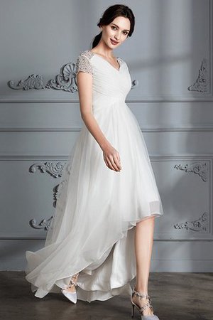 Robe de mariée a-ligne avec manche courte de princesse v encolure en tulle - Photo 6