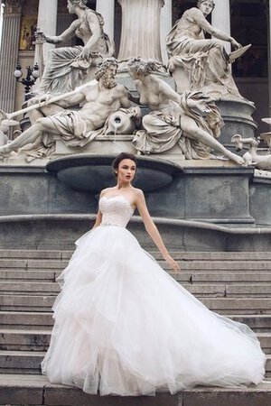 Robe de mariée appliques ruchés plongeants en tulle a-ligne avec lacets - Photo 2