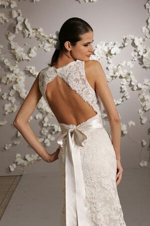 Abito da Sposa sensuale medievale Tubino in Pizzo con Fiore V-Scollo - Foto 4