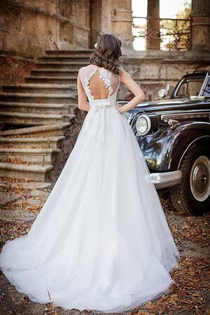 Sweep Zug Schaufel-Ausschnitt langes bodenlanges Brautkleid mit Applike aus Tüll - Bild 2