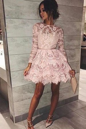 Robe de cocktail de princesse absorbant de col bateau avec décoration dentelle naturel - Photo 1