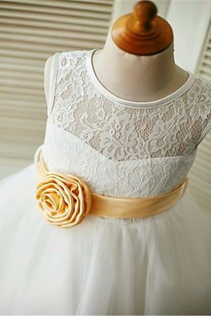 Schaufel-Ausschnitt A Linie Prinzessin Blumenmädchenkleid mit Blume ohne Ärmeln - Bild 4
