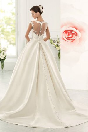 Robe de mariée luxueux modeste au niveau de cou avec bouton avec manche épeules enveloppants - Photo 3