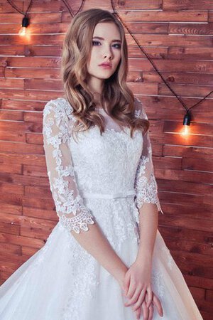 Robe de mariée romantique plissage avec lacets de col bateau avec nœud à boucles - Photo 3