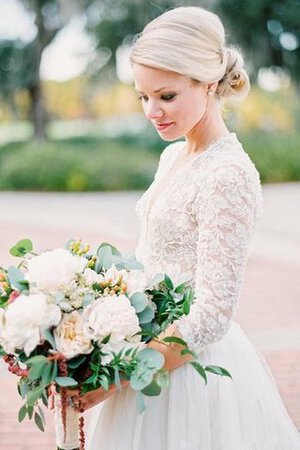 Robe de mariée romantique luxueux avec perles v encolure a-ligne - Photo 5