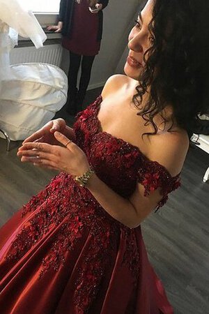 Kurze Ärmeln Spitze extravagantes schickes Ballkleid mit Applikation mit gekappten Ärmeln - Bild 3