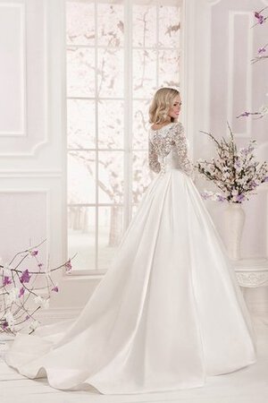 Robe de mariée en satin avec manche longue longueur au ras du sol de col bateau appliques - Photo 1