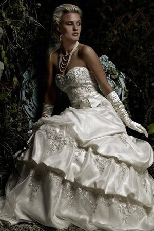 Robe de mariée de mode de bal avec nœud ample de col en cœur avec sans manches - Photo 3